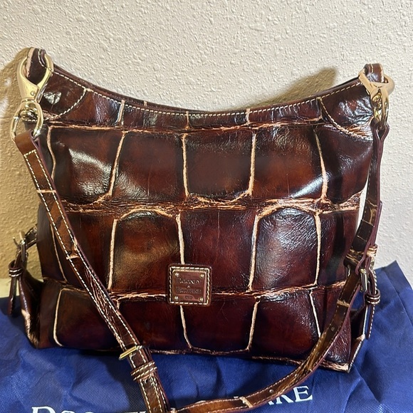 Dooney& Bourke Handbag - Picture 2 of 9